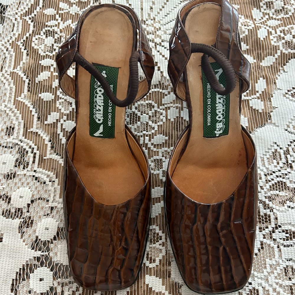 Vintage croc 🐊 shoes